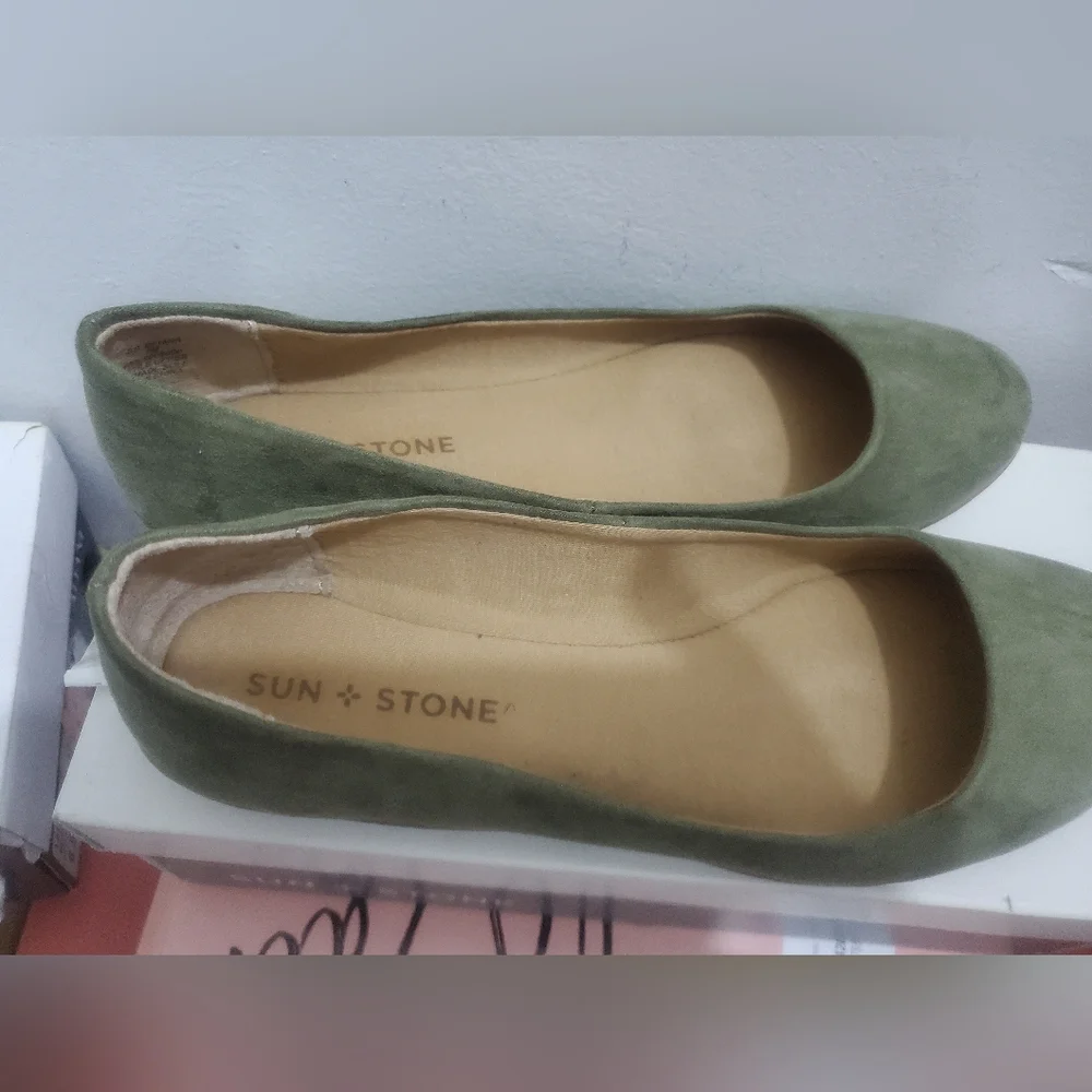 Sun + Stone Eliana Flats - Picture 3 of 4
